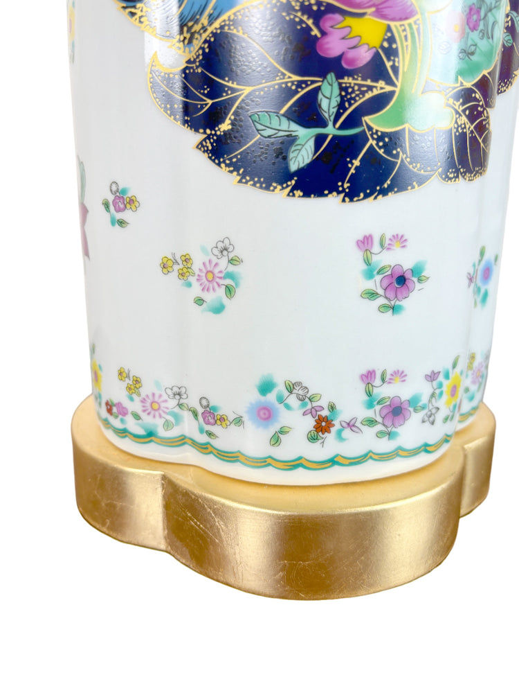 Exquisite Porcelain Tobacco Leaf Table Lamp