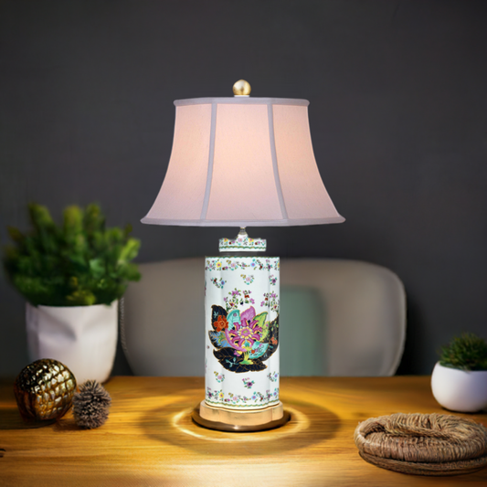 Exquisite Porcelain Tobacco Leaf Table Lamp